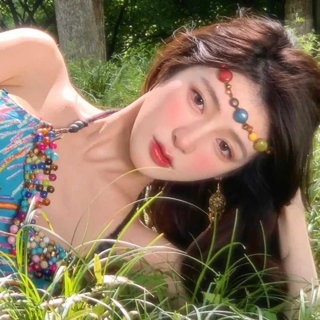 花心变色龙海报