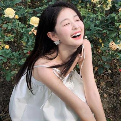 萌仔萌萌宅海报